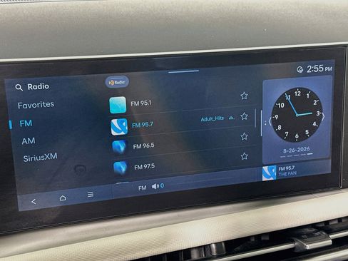 Used 2025 Hyundai Tucson SEL FWD image 19