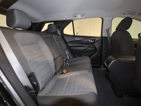 Used 2024 Chevrolet Equinox LT FWD image 25