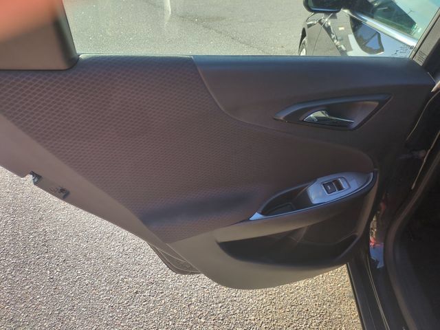 Used 2025 Chevrolet Malibu LT FWD image 24