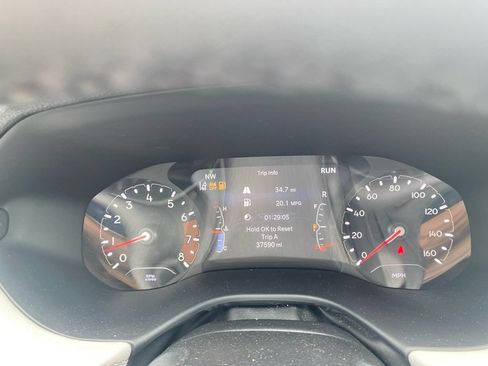 Used 2023 Jeep Compass Limited AWD/4WD image 38