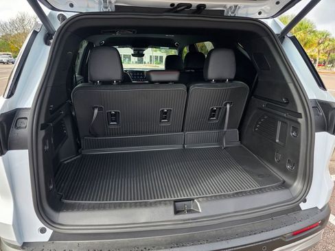 New 2026 Chevrolet Traverse Z71 w/ Enhanced Driving Package image 25