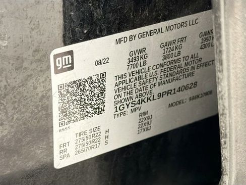 Used 2023 Cadillac Escalade ESV Premium Luxury image 29