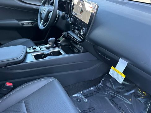 New 2026 Lexus NX 350 Luxury image 17