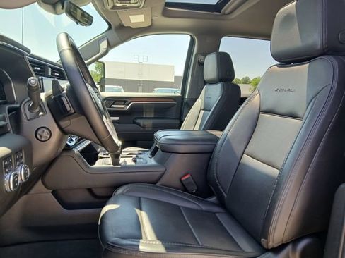 Certified 2024 GMC Sierra 1500 Denali w/ Denali Reserve Package AWD/4WD image 10