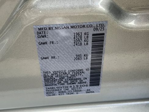 New 2025 Nissan Altima 2.5 SL image 34