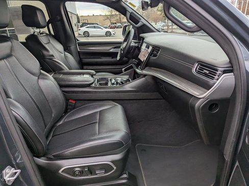 Used 2024 Jeep Wagoneer Series II image 20