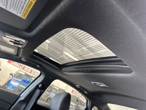 Used 2024 Kia Forte GT-Line w/ GT-Line Premium Package image 4