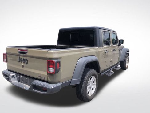 Used 2020 Jeep Gladiator Sport w/ Quick Order Package 24S AWD/4WD image 4