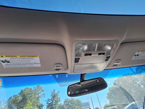 Used 2015 Toyota Avalon XLE Touring image 20