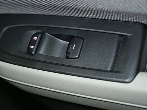 Used 2025 Subaru Forester image 47