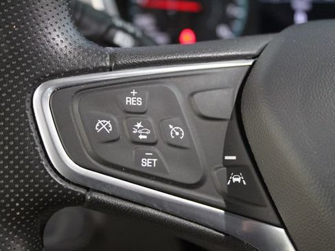 Used 2023 Chevrolet Equinox LS FWD image 16