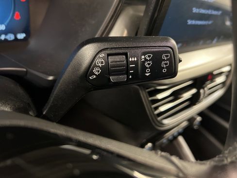 Certified 2023 Ford Escape Active w/ Tech Pack #2 image 18