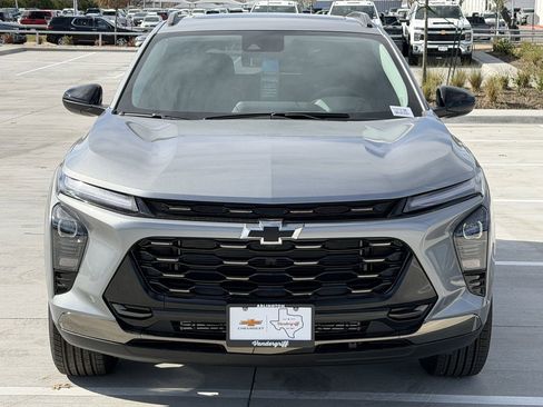 New 2026 Chevrolet Trax ACTIV w/ Sunroof Package FWD image 7