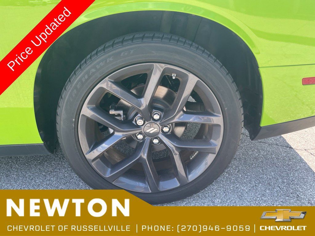Used 2023 Dodge Challenger SXT w/ Blacktop Package RWD image 34