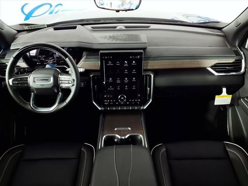 New 2026 GMC Acadia Denali w/ Super Cruise Package AWD/4WD image 13
