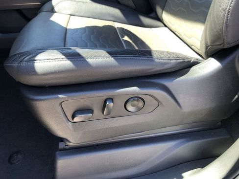 Used 2022 Chevrolet Silverado 1500 ZR2 image 14