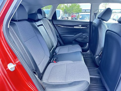 Used 2023 Kia Seltos S AWD/4WD image 16