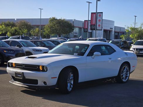Used 2022 Dodge Challenger GT AWD/4WD image 3