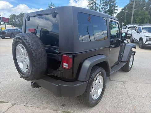 Used 2012 Jeep Wrangler Sport AWD/4WD image 6