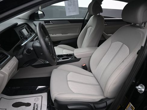 Used 2016 Hyundai Sonata SE image 23