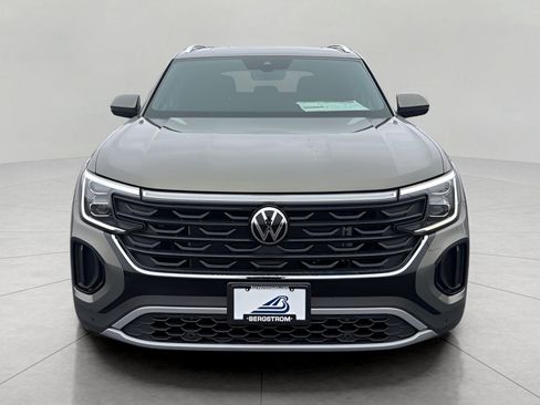 New 2026 Volkswagen Atlas Cross Sport SE AWD/4WD image 2