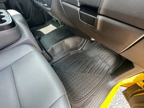 Used 2018 Chevrolet Silverado 1500 W/T RWD image 40