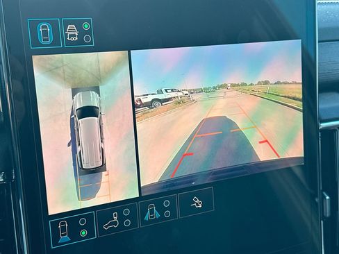 Used 2025 GMC Yukon XL Denali w/ Sun & Power Step Package image 14