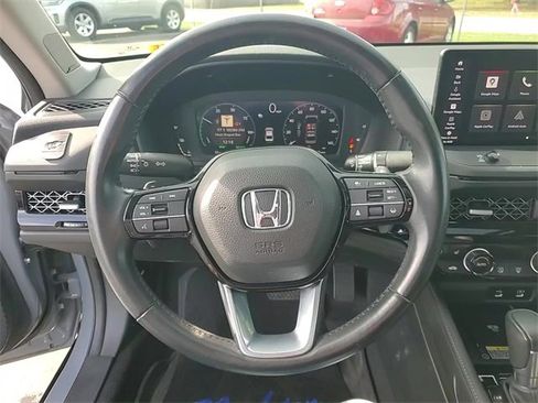 Used 2023 Honda Accord Touring image 15