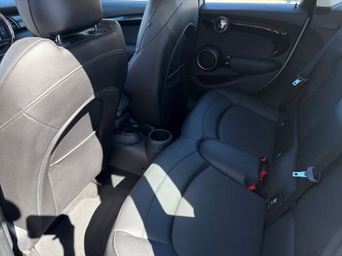 Used 2015 MINI Cooper S FWD image 17