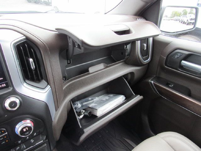 Used 2019 GMC Sierra 1500 SLT w/ SLT Premium Plus Package AWD/4WD image 26