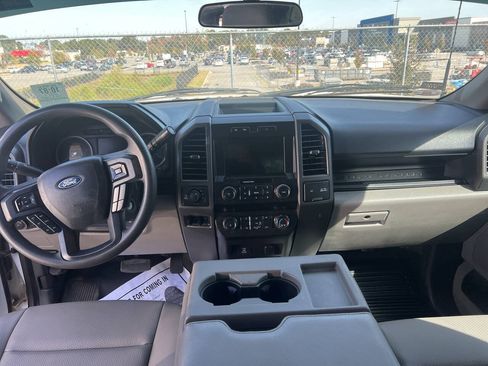 Used 2022 Ford F250 XL w/ STX Appearance Package AWD/4WD image 11