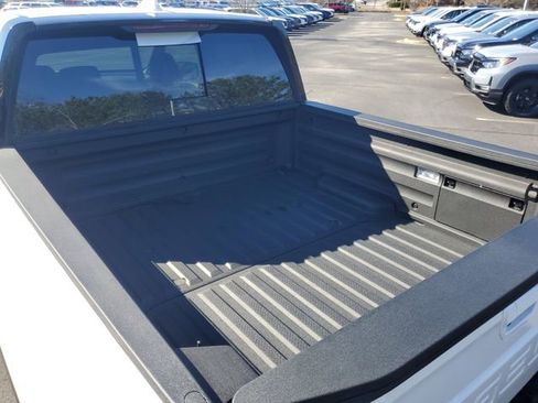 New 2026 Honda Ridgeline Black Edition image 8