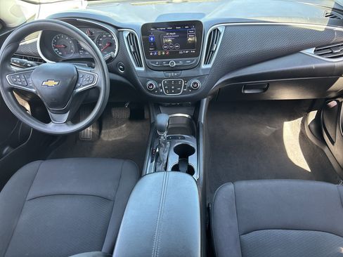 Used 2024 Chevrolet Malibu LT FWD image 14