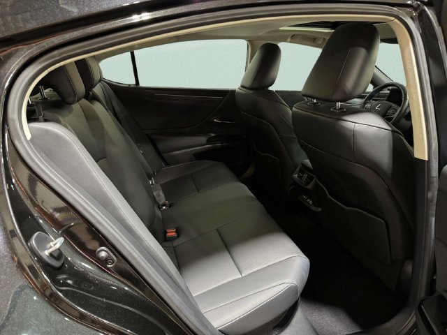 Certified 2025 Lexus ES 300h F Sport w/ Accessory Package (Z2) FWD image 26