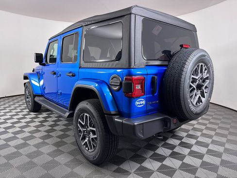 New 2025 Jeep Wrangler Sahara image 25