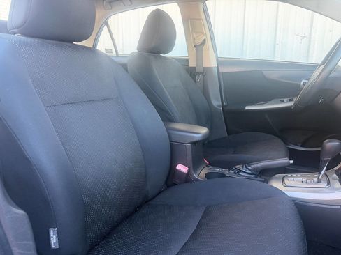 Used 2010 Toyota Corolla S FWD image 11