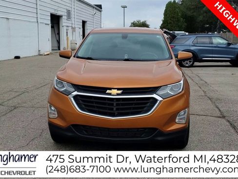 Used 2018 Chevrolet Equinox LT image 3