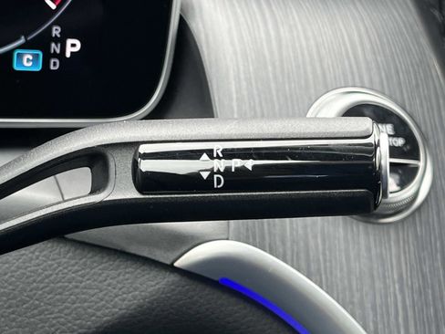 Certified 2025 Mercedes-Benz GLC 300 4MATIC image 36