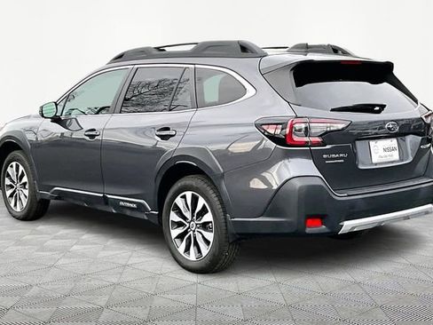 Used 2023 Subaru Outback Limited image 4