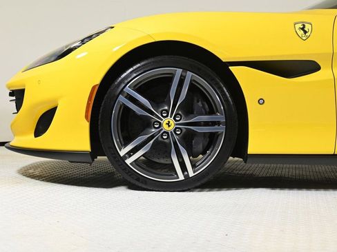 Certified 2020 Ferrari Portofino image 35