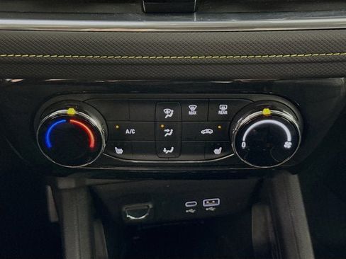 Used 2025 Chevrolet TrailBlazer ACTIV image 15