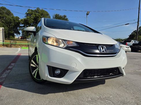 Used 2017 Honda Fit EX image 59