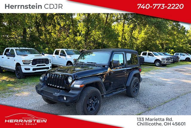 Used 2023 Jeep Wrangler Sport AWD/4WD image 3