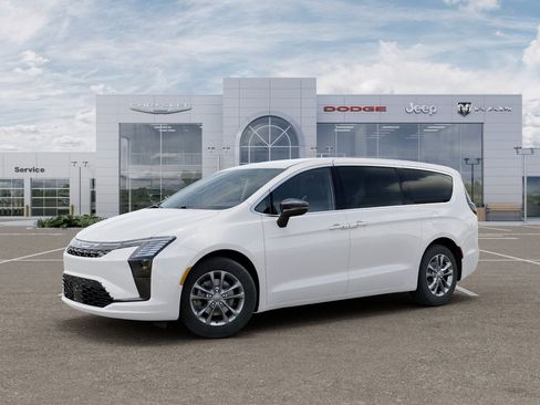New 2027 Chrysler Pacifica Select FWD image 2