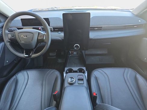 Used 2023 Ford Mustang Mach-E Premium image 10