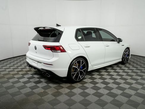 Used 2023 Volkswagen Golf R image 28