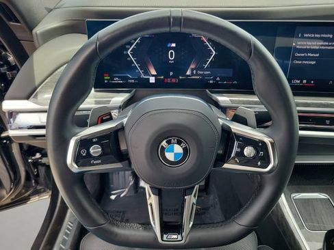 Used 2025 BMW 740i RWD image 26