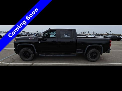Used 2021 Chevrolet Silverado 2500 LTZ w/ LTZ Plus Package AWD/4WD image 19