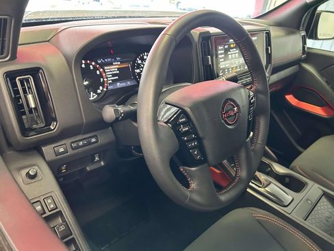 Used 2026 Nissan Frontier Pro-X w/ Pro-X Convenience Package RWD image 14