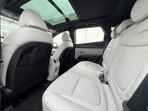 New 2026 Hyundai Tucson Limited image 32